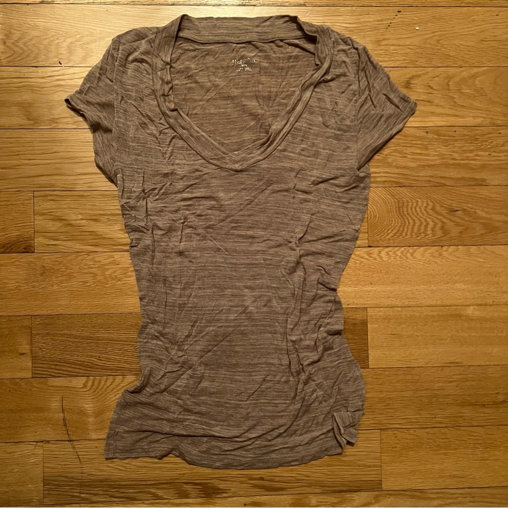 Merona Heathered Brown V neck tee